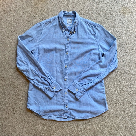Gap Fitted Boyfriend Button Down Shirt - Picture 1 of 3